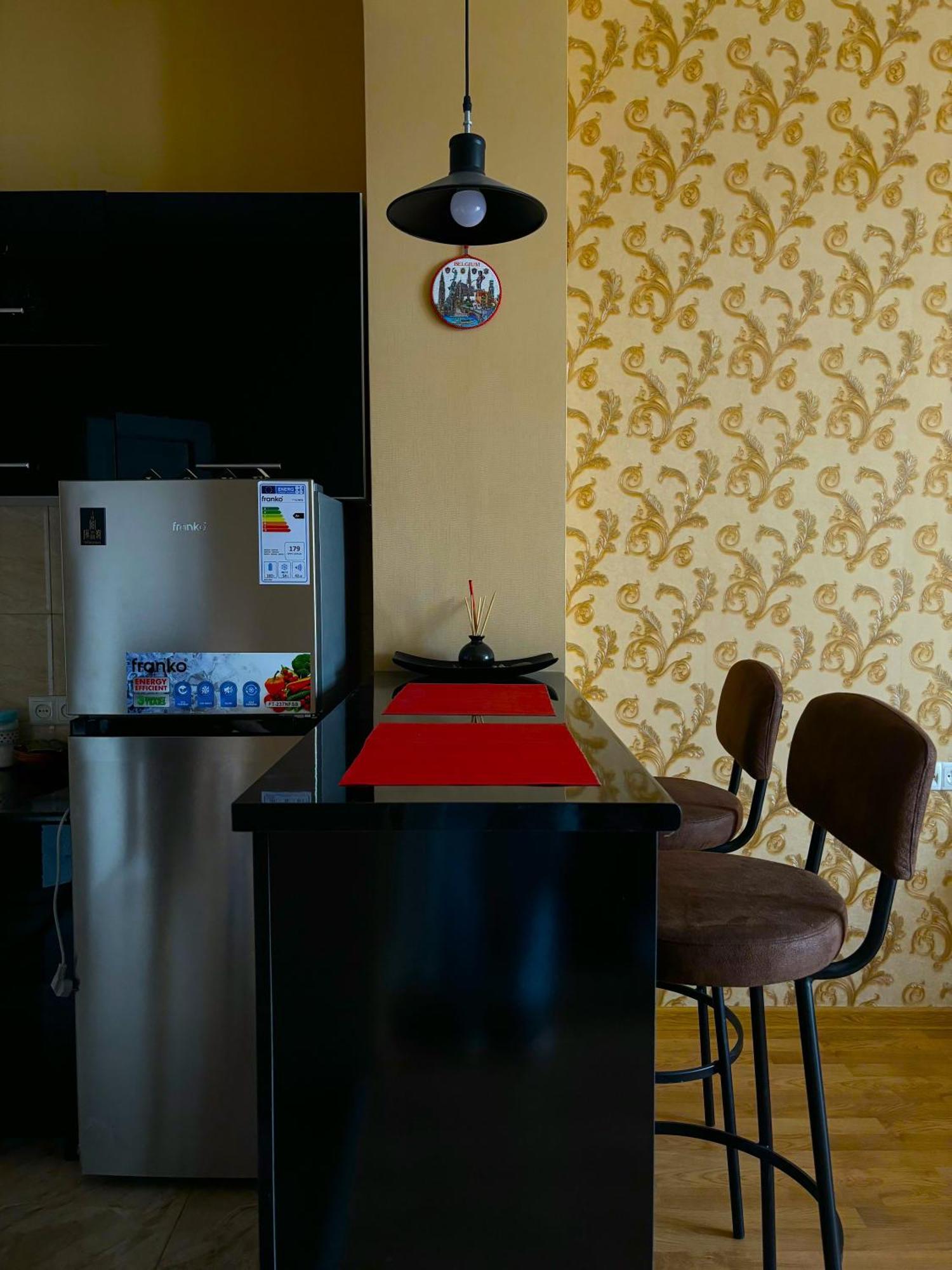 شقة Cozy Near Metro تبليسي